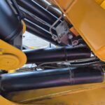 New XCMG SQZ365 8 Ton Knuckle Boom Crane - Image 5