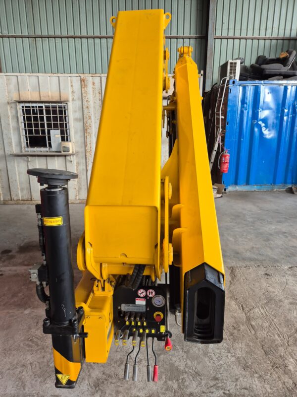XCMG SQZ365 8 TON CRANE - Image 6