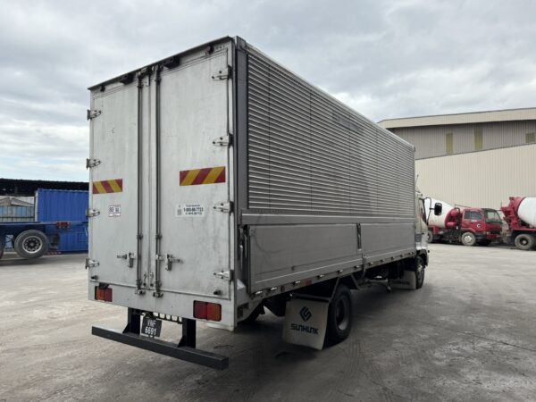 2024 Hino FD7 with 21ft Wing Box for Sale in Klang, RM88,000 (Loan Available) | Eco R Truck Malaysia - Image 6