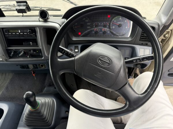 2024 Hino FD7 with 21ft Wing Box for Sale in Klang, RM88,000 (Loan Available) | Eco R Truck Malaysia - Image 9