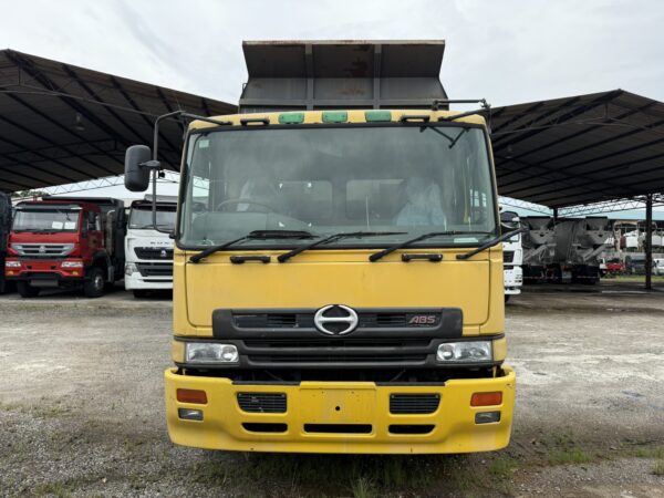 Unregistered Hino FR1K 19.5ft Steel Tipper for Sale in Klang RM165,000 (Loan Available) | 7-Speed Manual Transmission | Ideal for Heavy-Duty Transport | Eco R Truck Malaysia - Image 3
