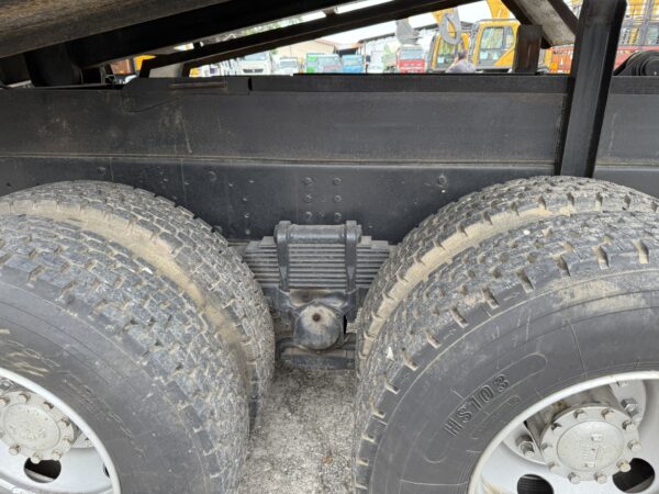 Unregistered Hino FR1K 19.5ft Steel Tipper for Sale in Klang RM165,000 (Loan Available) | 7-Speed Manual Transmission | Ideal for Heavy-Duty Transport | Eco R Truck Malaysia - Image 5