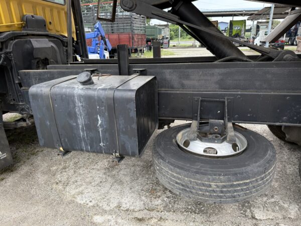 Unregistered Hino FR1K 19.5ft Steel Tipper for Sale in Klang RM165,000 (Loan Available) | 7-Speed Manual Transmission | Ideal for Heavy-Duty Transport | Eco R Truck Malaysia - Image 10
