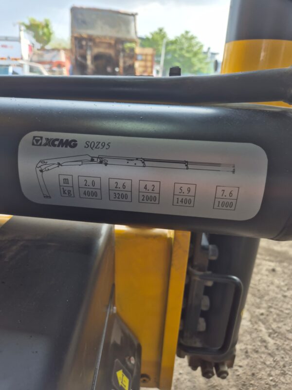 New XCMG SQZ95 4 Ton Knuckle Boom Crane for Sale in Klang, RM89000 | Eco R Truck Malaysia - Image 11