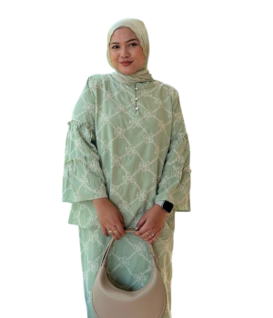 Syazwin, Account Assistant-Photoroom