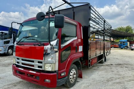 Isuzu FRR90 2025 Malaysia Review