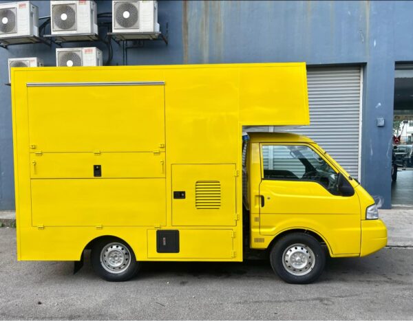Unregistered Nissan Vanette SK82 Manual Foodtruck - Image 16