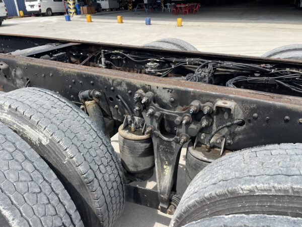 Unregistered Nissan UD CD5 Auto Chassis and Cab - Image 13