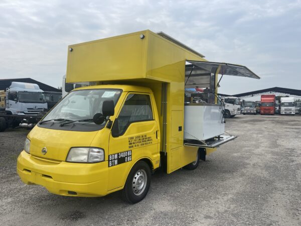 Unregistered Nissan Vanette SK82 Manual Foodtruck