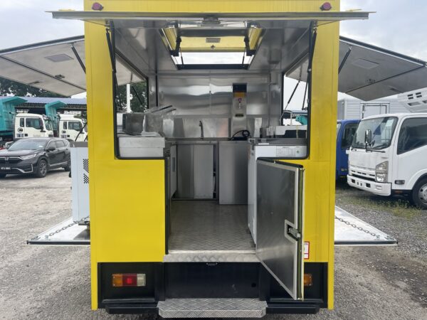 Unregistered Nissan Vanette SK82 Manual Foodtruck - Image 10