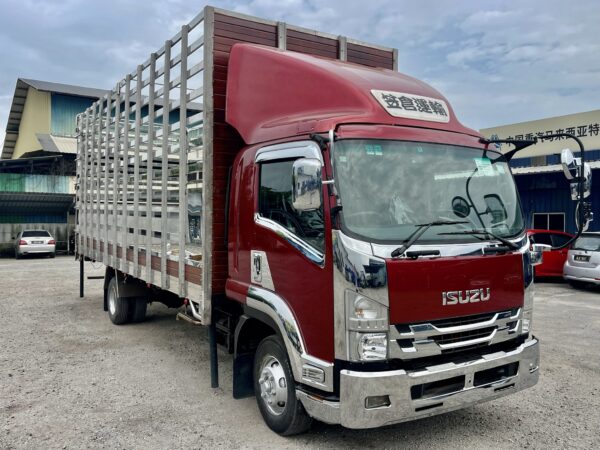 Isuzu FRR90 Livestock/ Poultry Truck - Image 6