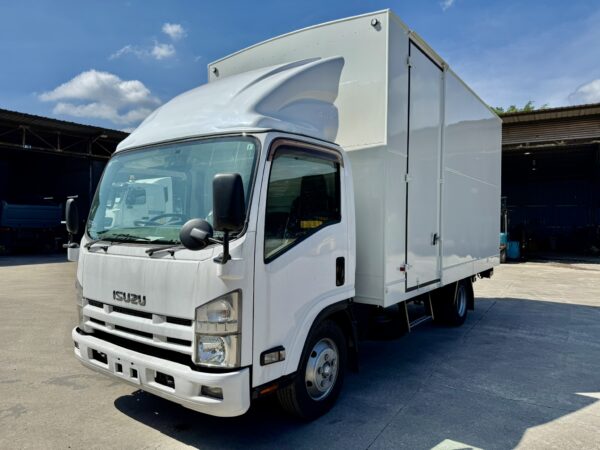 Isuzu NPR85 Box Van Truck - Image 15