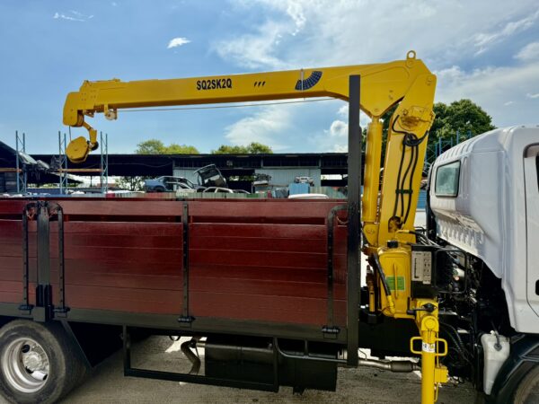 Unregistered Hino XZU414 14.5ft Cargo Crane - Image 13