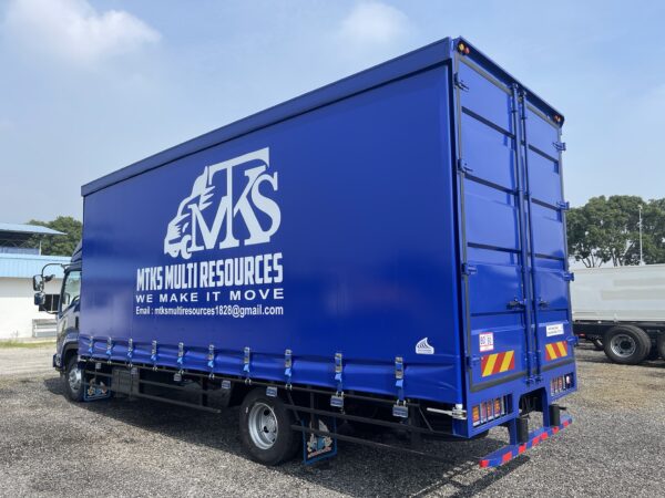 Isuzu FRR90 Curtain Sider/ Side Curtain - Image 11