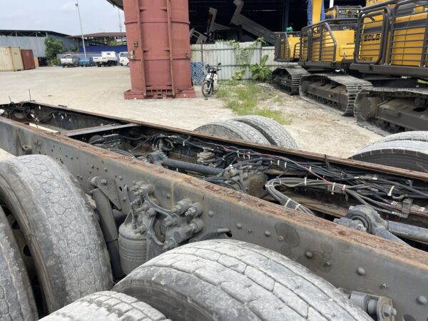 Unregistered Nissan UD CD5 Auto High Roof Chassis and Cab - Image 14