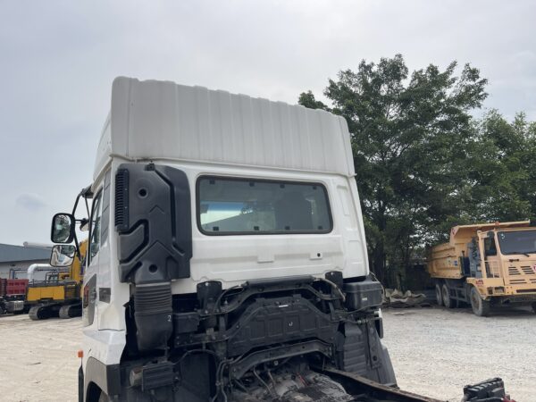 Unregistered Nissan UD CD5 Auto High Roof Chassis and Cab - Image 8