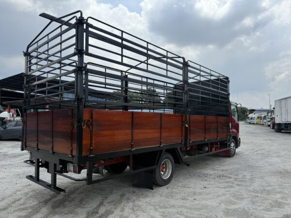 Unregistered Isuzu FRR90 21ft Wooden Cargo Kedah Spec - Image 8