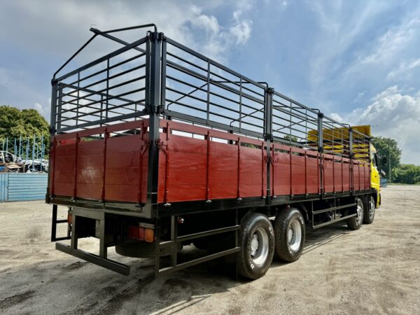 Unregistered Nissan RJ UD CV5/CG5/CV4/CG4 6-Wheeler & 12-Wheeler Wooden Cargo (Kargo Kayu) for Sale in Klang (Loan Available) | Auto/ 7-Speed Manual Ideal for Heavy-Duty Cargo Transport | Eco R Truck Malaysia - Image 5