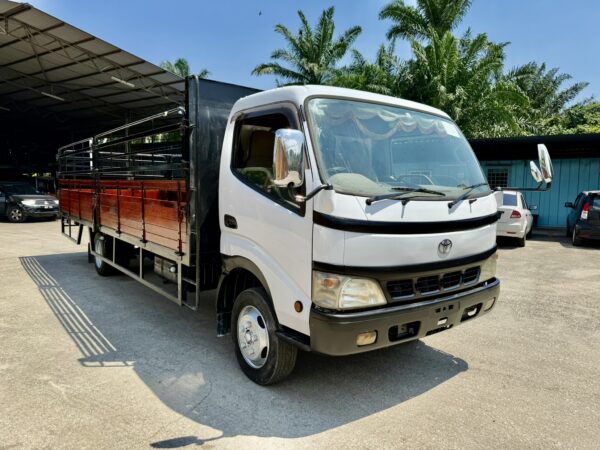 Unregistered Hino 300 XZU412 21ft Wooden Cargo - Image 7