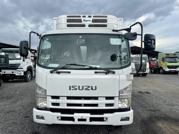 Isuzu FRR90 Chiller/ Refrigerator/Freezer Box - Image 3