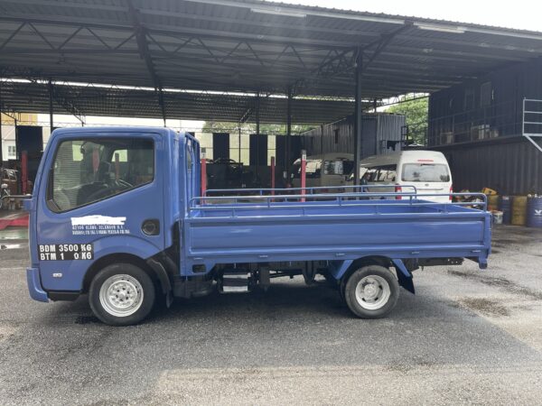 Nissan Atlas Cabstar F24 Steel Cargo - Image 16