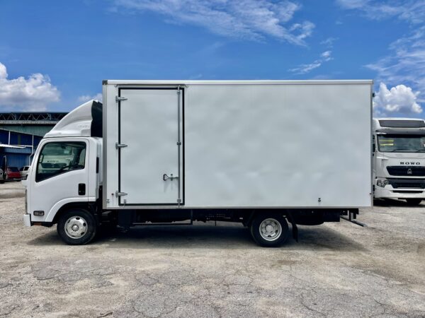Isuzu NPR85 Box Van Truck - Image 6