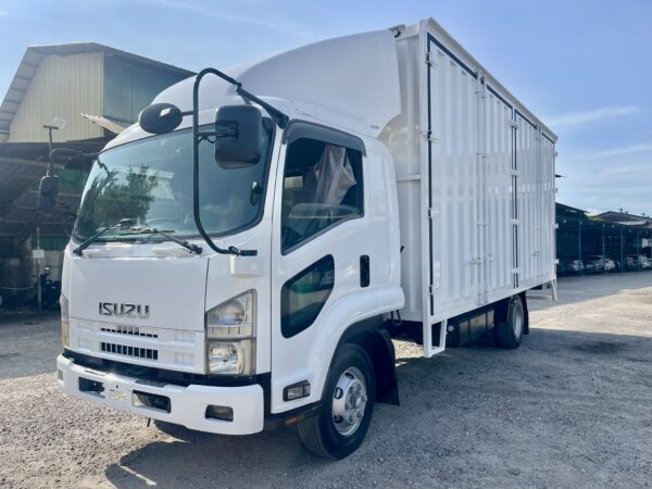 Isuzu FRR90 Corrugated Box/ Container Box - Image 2
