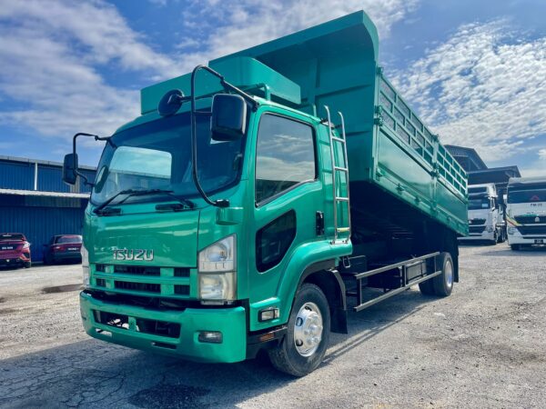 Isuzu FRR90 Steel Tipper