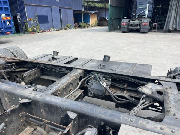 Unregistered Nissan UD CG5 Auto 12 Wheeler - Image 14