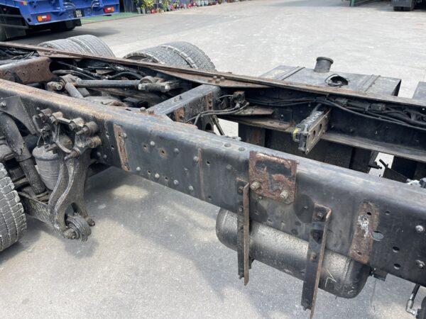Unregistered Nissan UD CG5 Auto 12 Wheeler - Image 13
