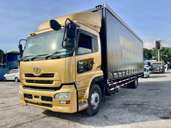 Nissan RJ UD CD5 Curtain Sider/ Side Curtain - Image 2
