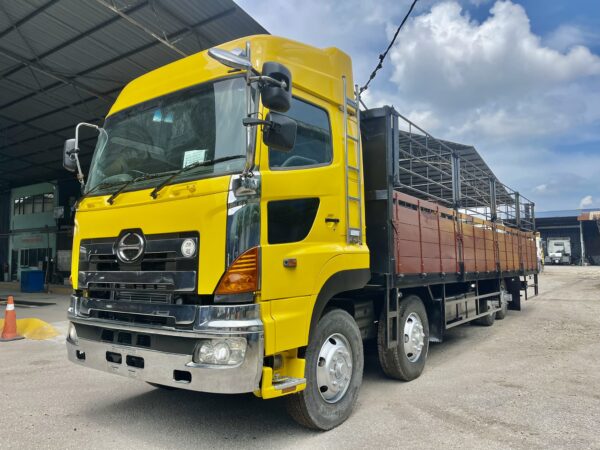 Hino 700 FR1E/FW1E Wooden Cargo/ Kargo Kayu - Image 7