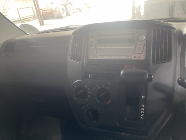 Toyota S402 Window Van - Image 5