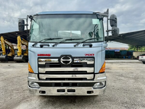 Hino 700 FR1E/FS1E/FW1E RORO/ Armroll/ Roll-On Roll-Off - Image 14