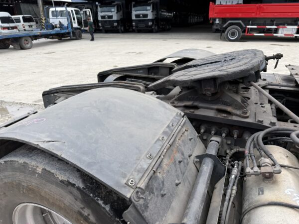 Unregistered Hino 700 SH1E Manual High Roof - Image 9