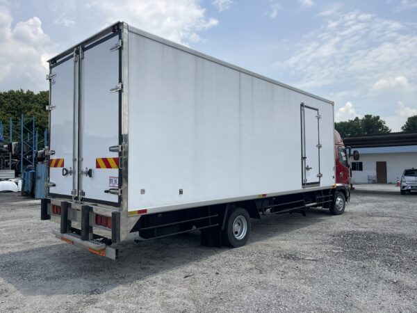 Hino 500 FD7/ FD8 Chiller/ Refrigerator/Freezer Box - Image 9