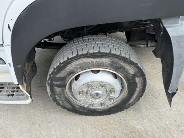 Unregistered Nissan UD CG5 Auto High Roof - Image 9