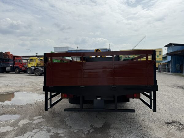 Unregistered Hino FC7J 4 Ton New Crane with 22ft Wooden Cargo - Image 8