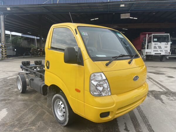 Unregistered KIA 2900 10ft Length Chassis and Cab - Image 15