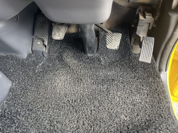 Unregistered KIA 2900 10ft Length Chassis and Cab - Image 4