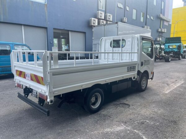 Nissan Atlas Cabstar F24 Steel Cargo - Image 10