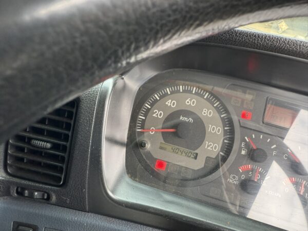 Unregistered Hino 700 FW1E Manual 12 Wheeler - Image 3