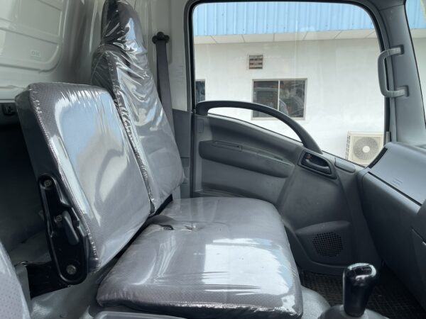 Unregistered Isuzu NPR85 Chassis and Cab - Image 6