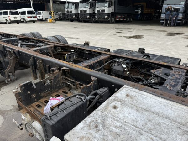 Unregistered Nissan UD CG5 Auto High Roof - Image 14
