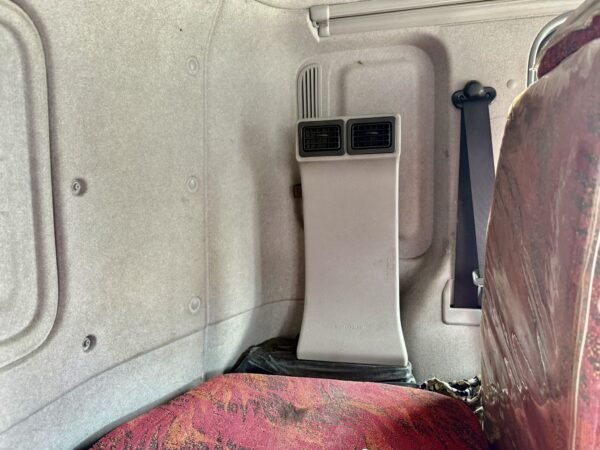 Unregistered Nissan UD CG5 Auto High Roof - Image 17