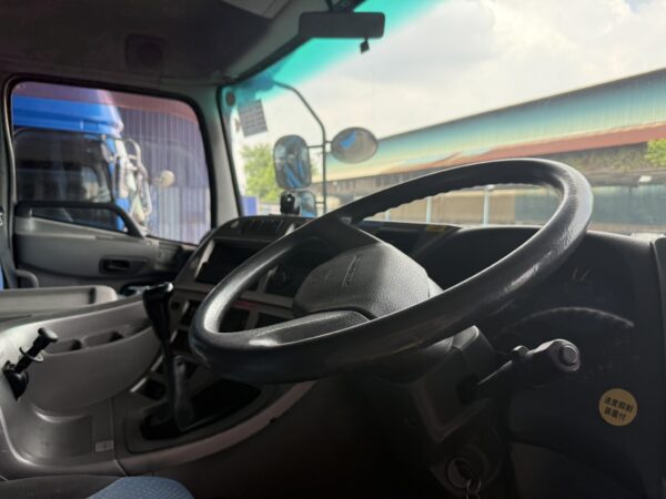 Unregistered Nissan UD CV2 Manual Chassis and Cab - Image 2