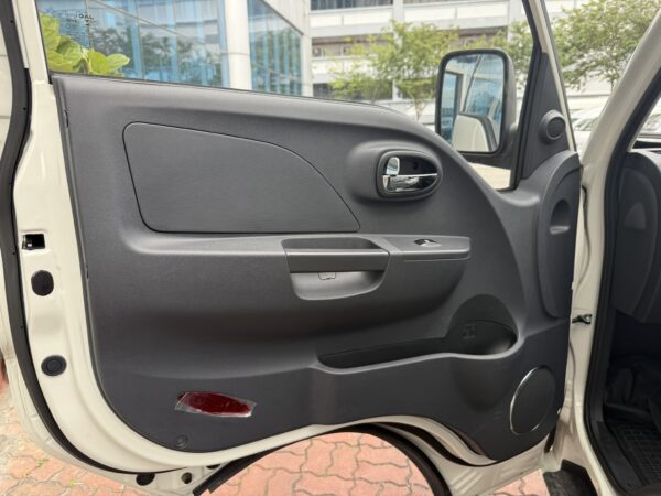 JAC i40 EV Truck - Image 6